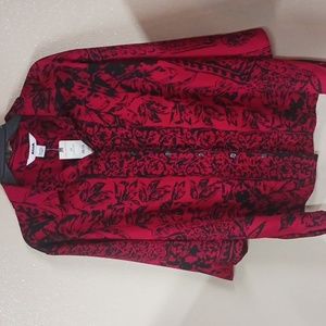 Alia Plus 20 w button down 3/4 sleeve red and black floral top